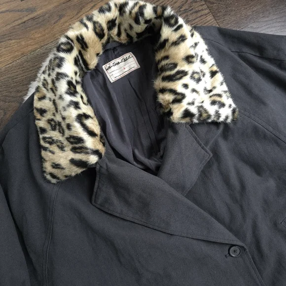 NWOT Free People X Revolve Oversized Leopard Cheetah Faux Fur Collar Trench - Picture 5 of 11